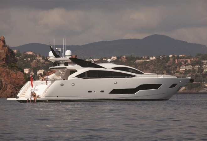 101 Sport Yacht